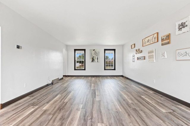 399 WATERVIEW ROAD, De Pere, WI 54115