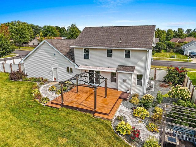 399 WATERVIEW ROAD, De Pere, WI 54115