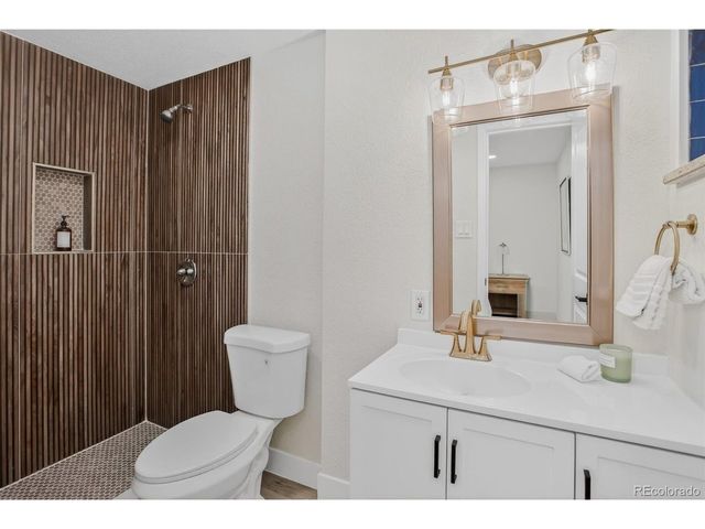 10523 W 62nd Pl, Arvada, CO 80004