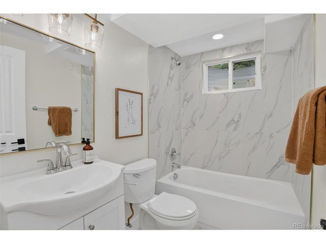 10523 W 62nd Pl, Arvada, CO 80004