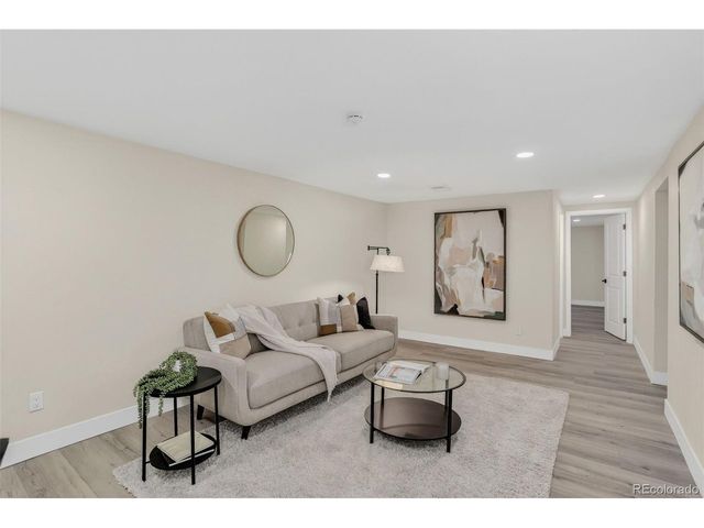 10523 W 62nd Pl, Arvada, CO 80004