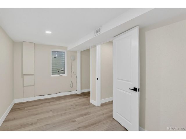 10523 W 62nd Pl, Arvada, CO 80004