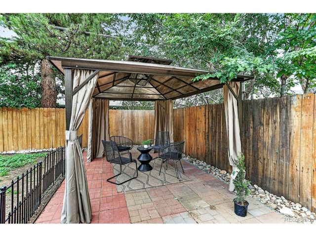 10523 W 62nd Pl, Arvada, CO 80004