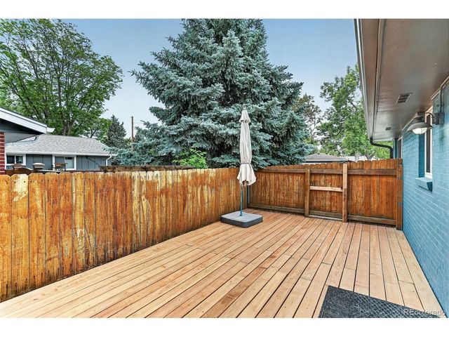 10523 W 62nd Pl, Arvada, CO 80004