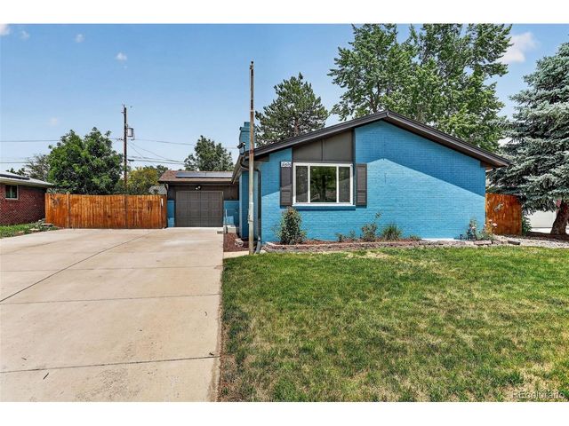 10523 W 62nd Pl, Arvada, CO 80004