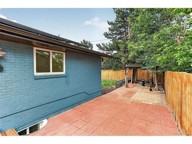 10523 W 62nd Pl, Arvada, CO 80004