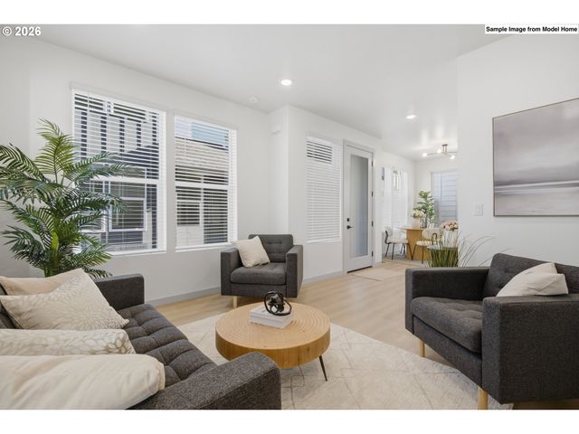 7063 Se 60th Ave, Portland, OR 97206