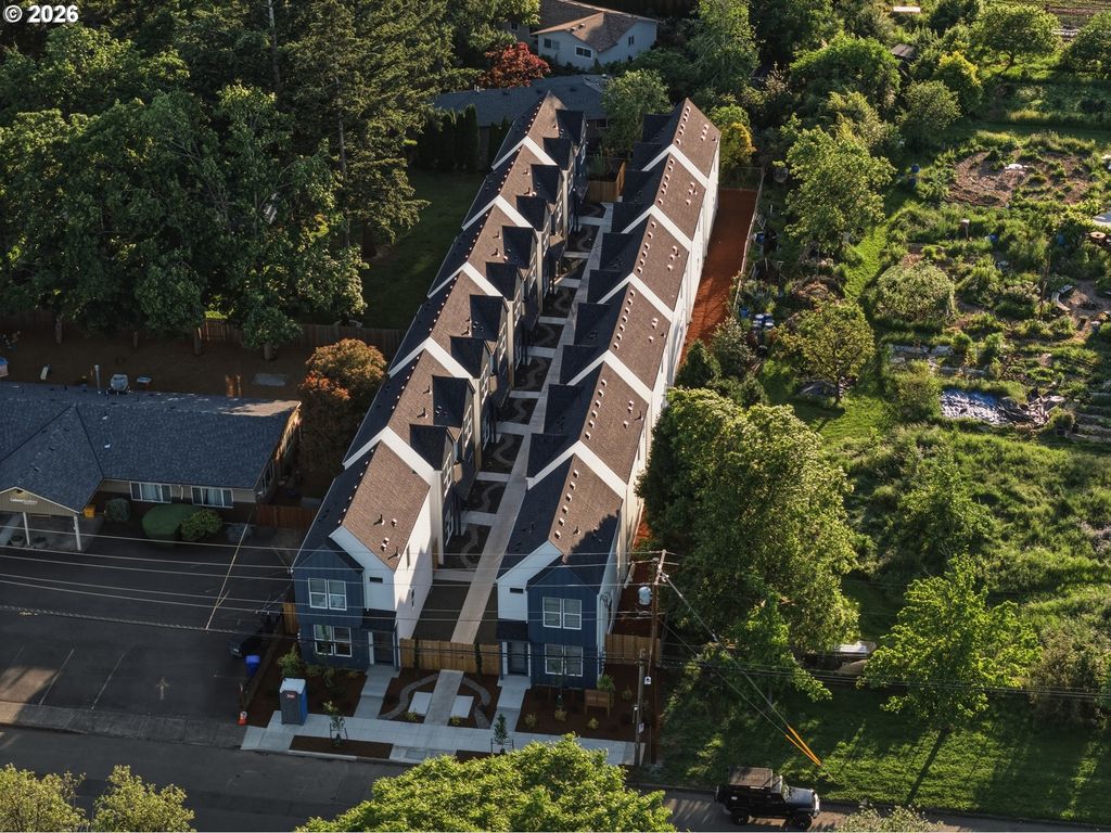 7063 Se 60th Ave, Portland, OR 97206