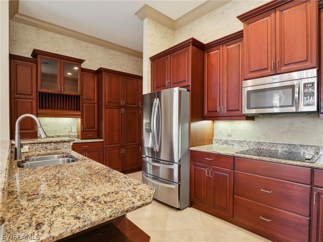 9241 Springview LOOP, Estero, FL 33928