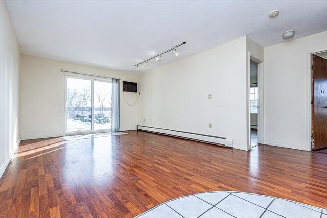 22 Kenmar Dr 200, Billerica, MA 01821