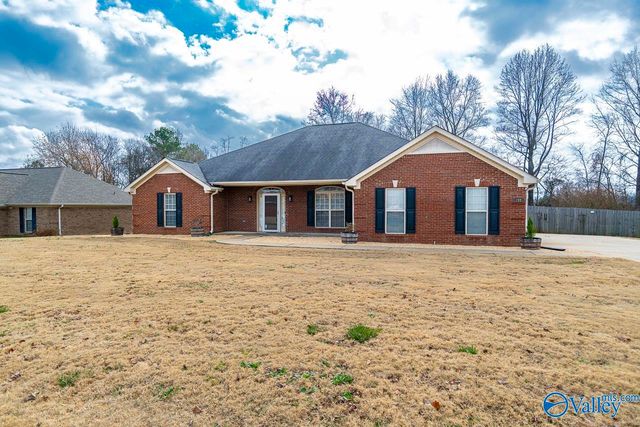 108 Shallowhill Road, Huntsville, AL 35811