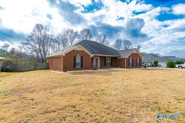 108 Shallowhill Road, Huntsville, AL 35811