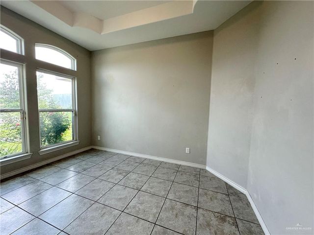 5524 Xenops Avenue, Mcallen, TX 78501