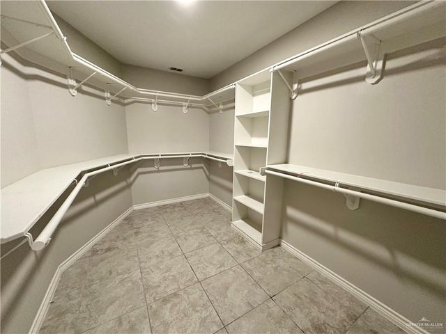 5524 Xenops Avenue, Mcallen, TX 78501