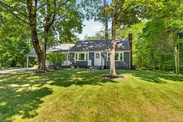 156 Bedford Street, Middleboro, MA 02346