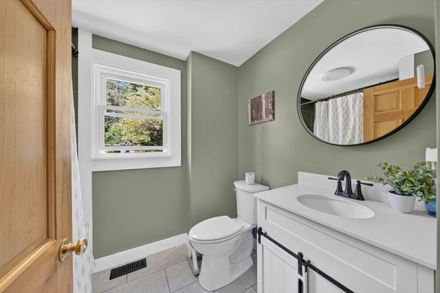 156 Bedford Street, Middleboro, MA 02346