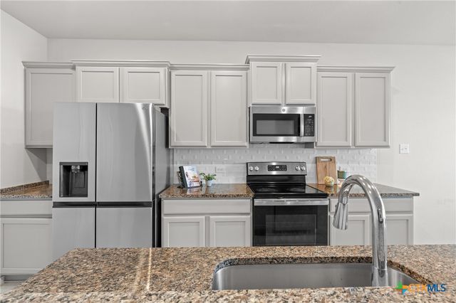 8712 Glade Drive, Temple, TX 76502