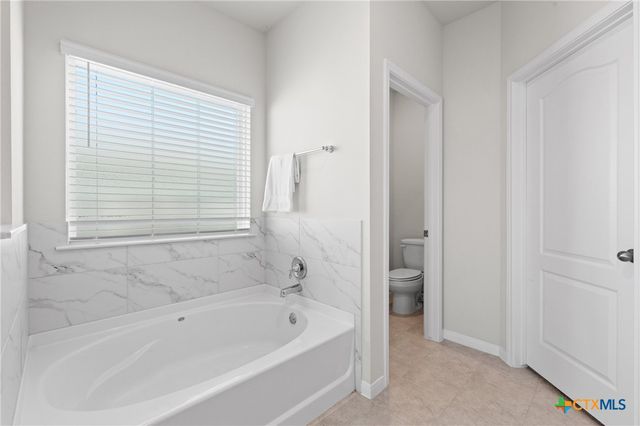 8712 Glade Drive, Temple, TX 76502