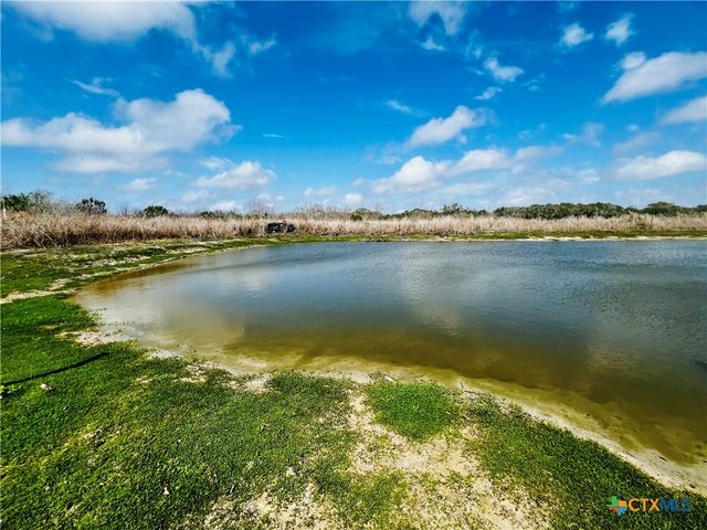 607 Quail Meadow Road, Seadrift, TX 77983