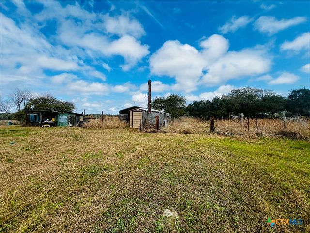 607 Quail Meadow Road, Seadrift, TX 77983
