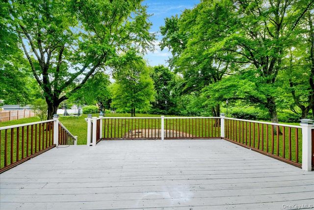 9 Hillside Close, White Plains, NY 10603