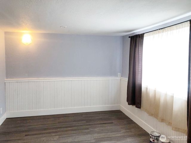 5604 17th Avenue NE, Seattle, WA 98105