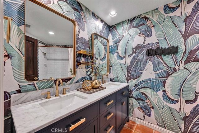 19422 Holiday Lane, North Tustin, CA 92705