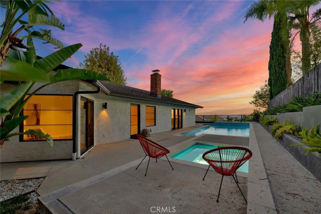 19422 Holiday Lane, North Tustin, CA 92705