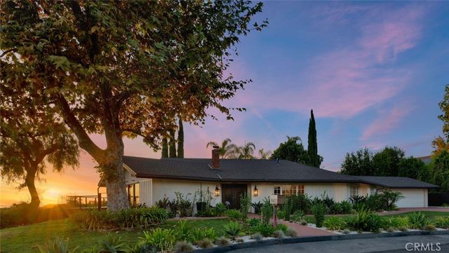 19422 Holiday Lane, North Tustin, CA 92705