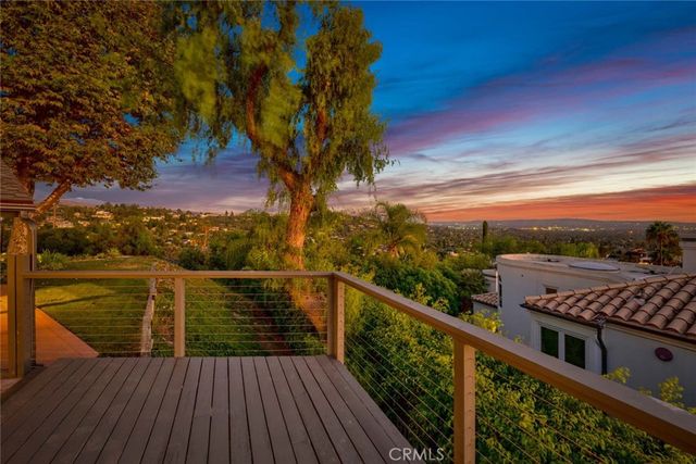 19422 Holiday Lane, North Tustin, CA 92705