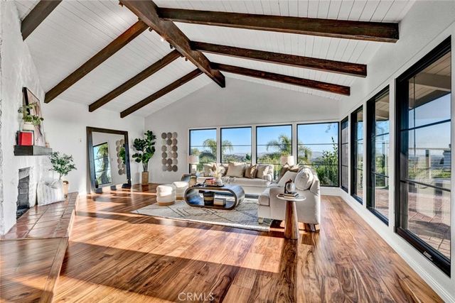 19422 Holiday Lane, North Tustin, CA 92705