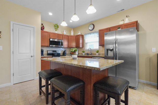 110 S Rickover Circle, Lafayette, IN 47909