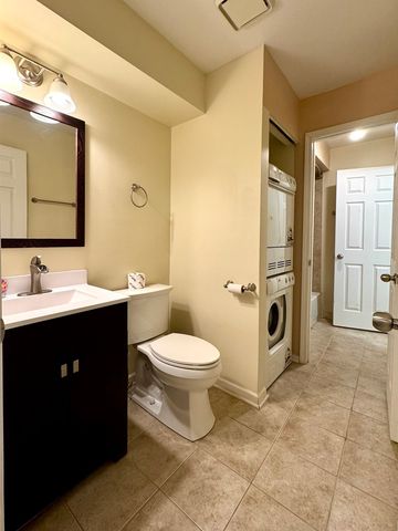 12 ECHO Court 1, Vernon Hills, IL 60061