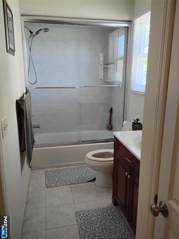 277 3rd Street, Hackensack, NJ 07601