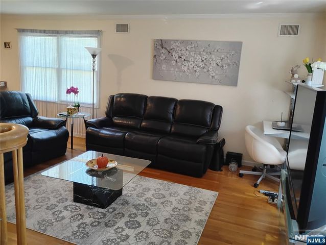 277 3rd Street, Hackensack, NJ 07601