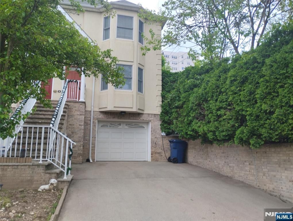 277 3rd Street, Hackensack, NJ 07601