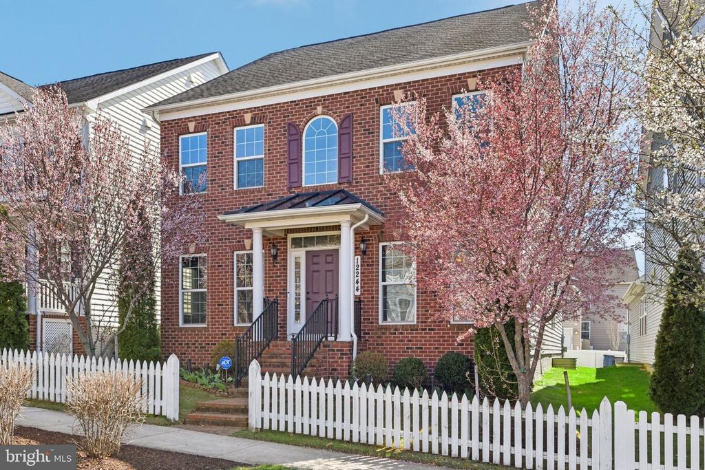 Image 1 of property listing at 12244 BLUFFWOOD TER, Clarksburg, MD 20871