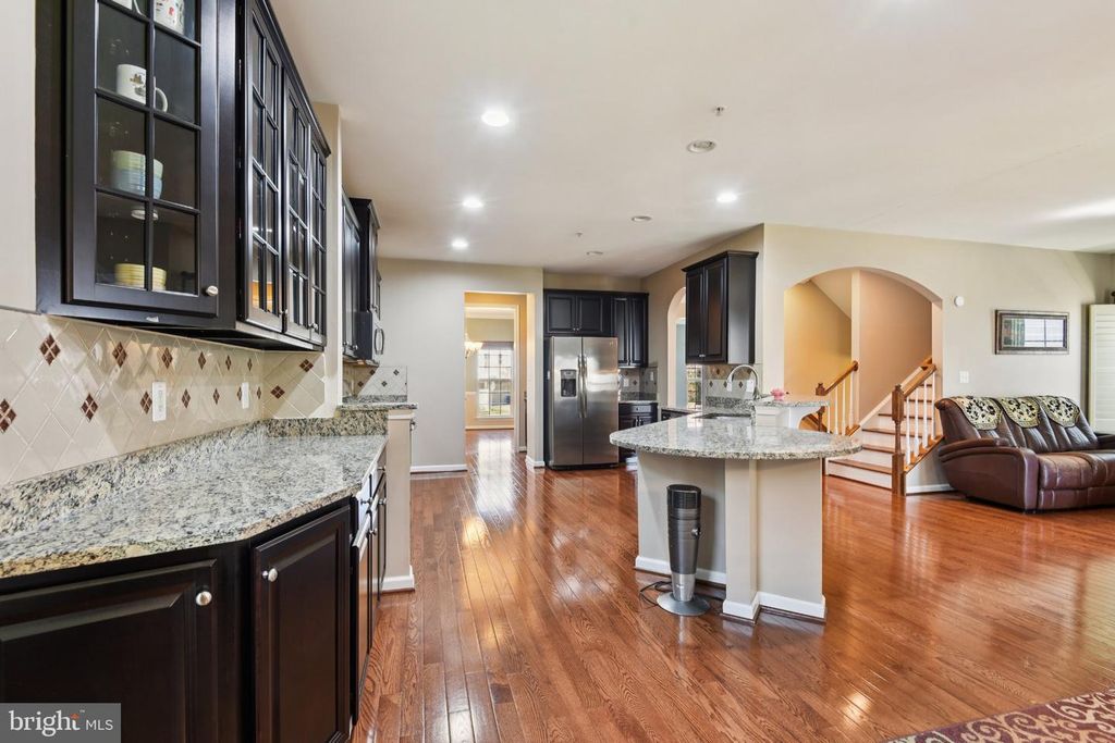 Image 2 of property listing at 12244 BLUFFWOOD TER, Clarksburg, MD 20871