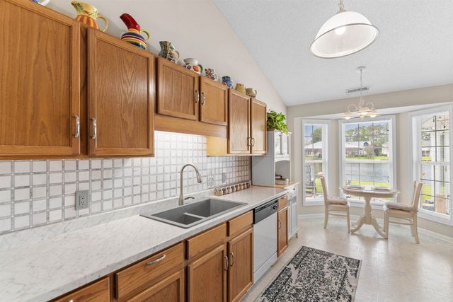 1142 Lampwick Ln., Murrells Inlet, SC 29576