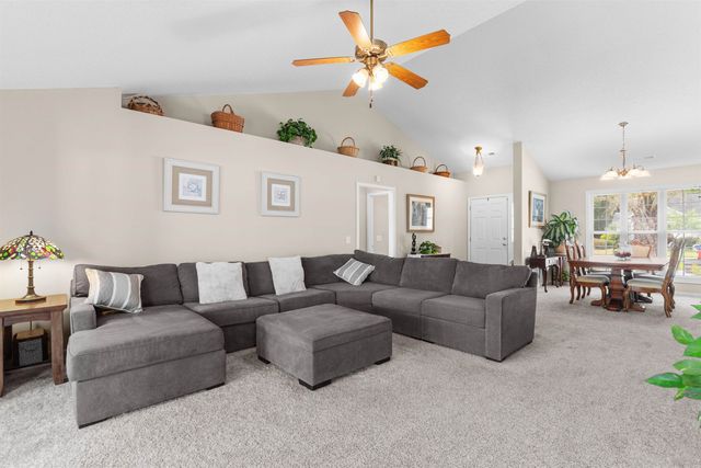 1142 Lampwick Ln., Murrells Inlet, SC 29576