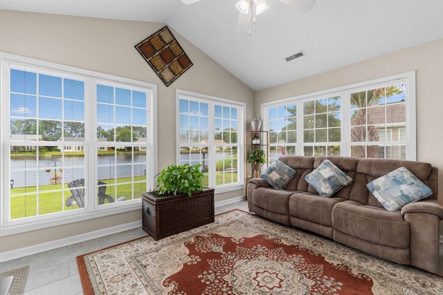 1142 Lampwick Ln., Murrells Inlet, SC 29576