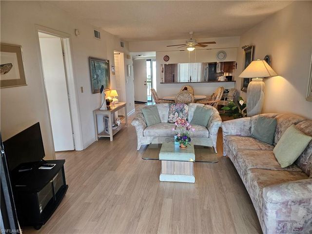 21470 Bay Village DR 244, Fort Myers Beach, FL 33931