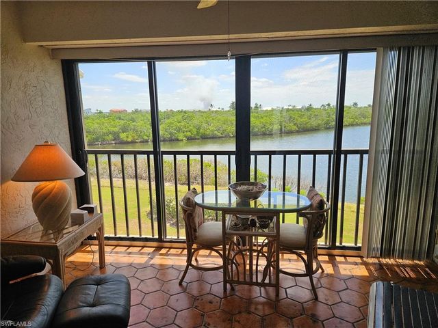 21470 Bay Village DR 244, Fort Myers Beach, FL 33931