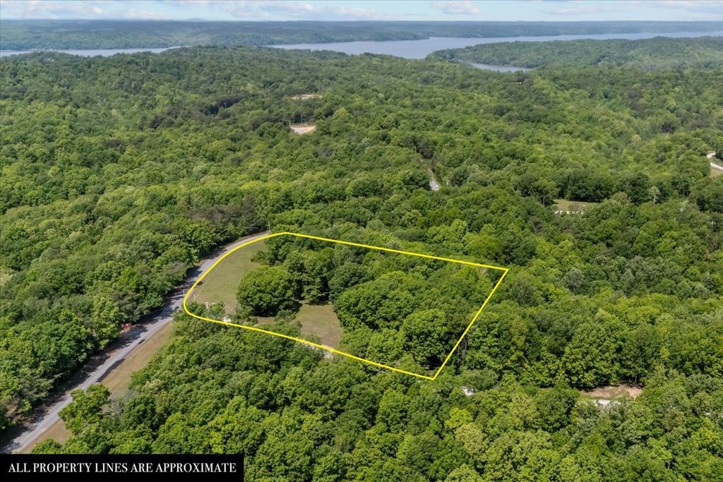 0 Highwater Rd, Waverly, TN 37185
