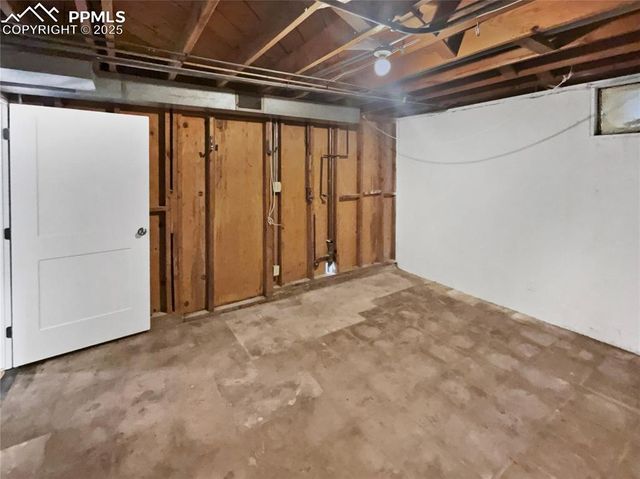 2127 Saranac Drive, Colorado Springs, CO 80910