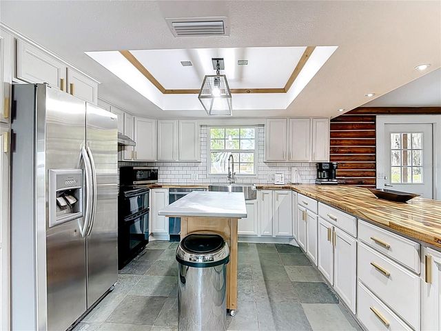 741 N LAKE REEDY BOULEVARD, Frostproof, FL 33843