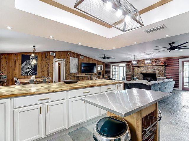 741 N LAKE REEDY BOULEVARD, Frostproof, FL 33843