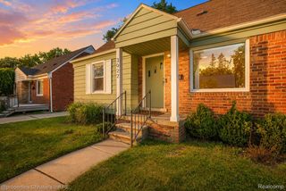 3022 N Blair Avenue, Royal Oak, MI 48073