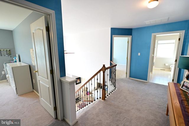 61 MOHR RD, Burlington, NJ 08016