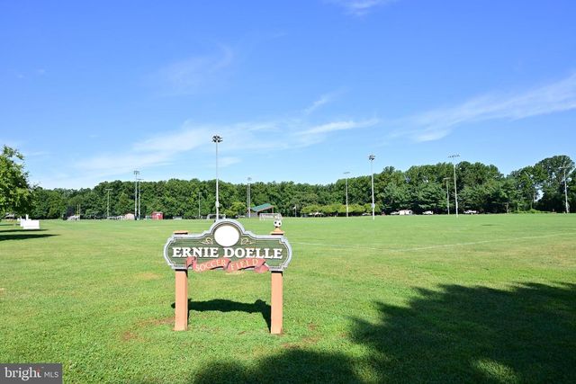 61 MOHR RD, Burlington, NJ 08016